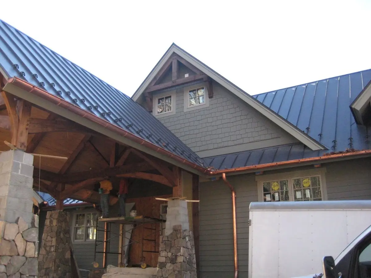 Craftsman Roofing team delivering quality roofing work in Gary